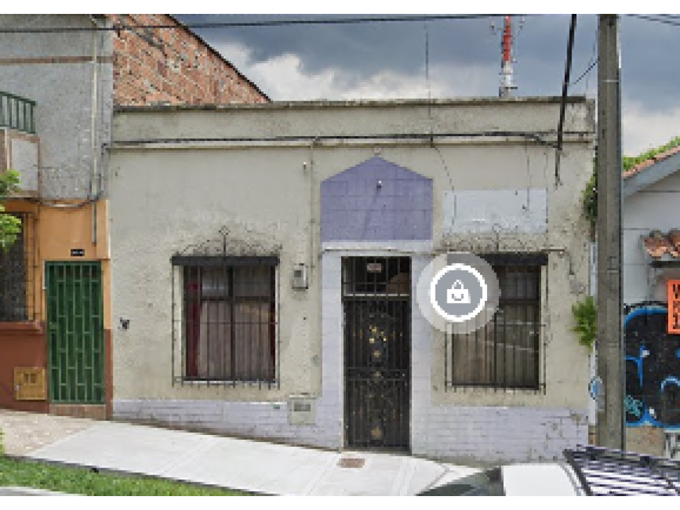 CASA EN VENTA  LOTE   BUENOS  AIRES , MEDELÍN  PISO 1