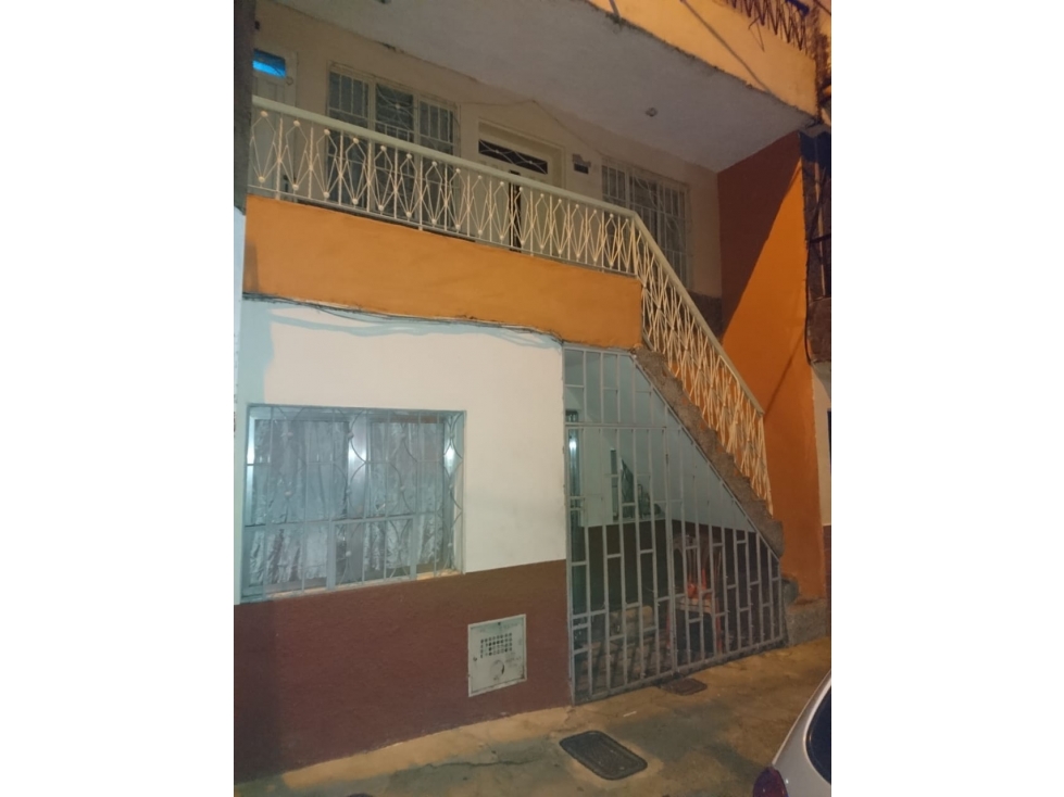 APARTAMENTO EN VENTA EN MANRIQUE GUADALUPE,  PISO 2°