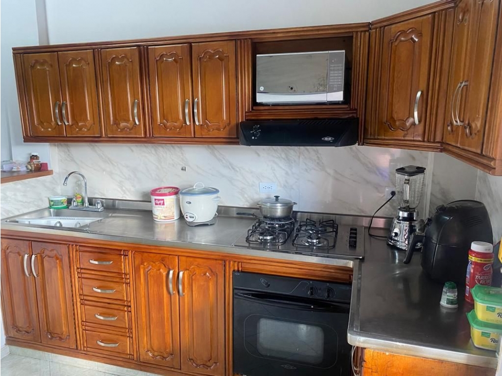 APARTAMENTO EN VENTA EN EL SALVADOR MEDELLIN, PISO 4