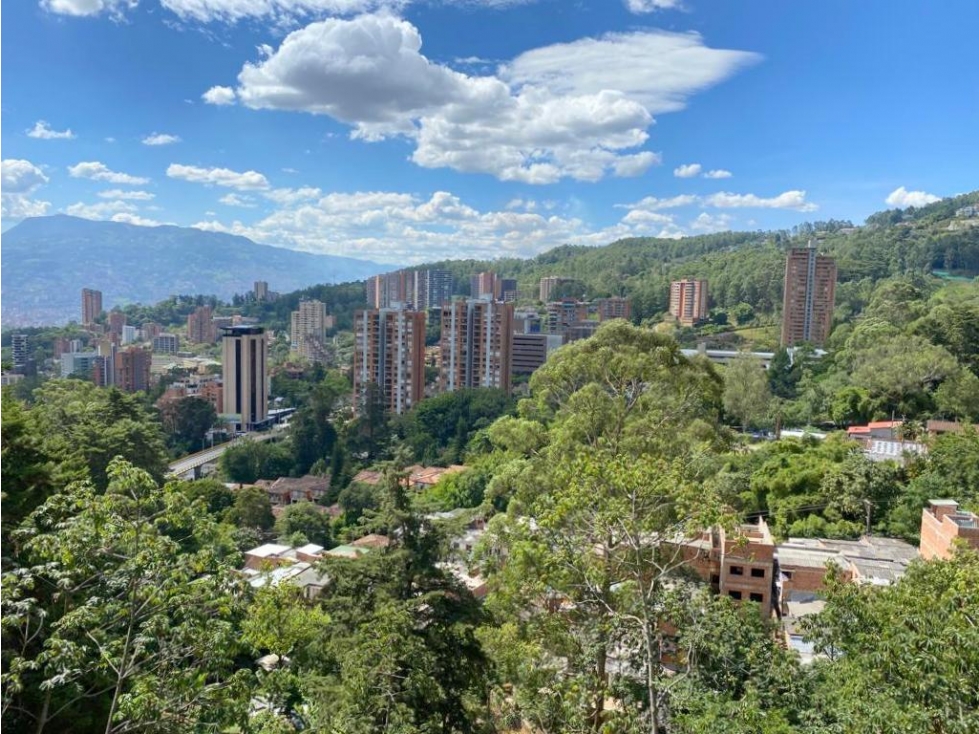 APARTAMENTO EN POBLADO EN LA SUPERIOR