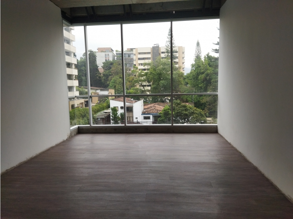 OFICINA  EN EL POBLADO - EL CAMPESTRE