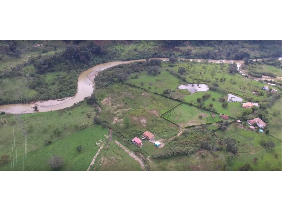 Venta de Granja  Santa rosa de osos