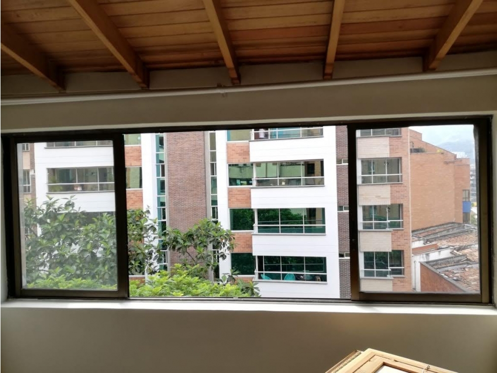 VENTA EXCELENTE PENHOUSE ( MEDELLIN- LAURELES)