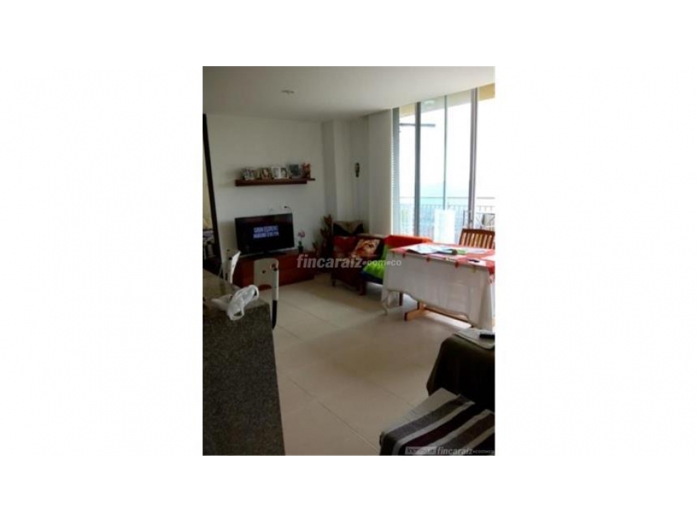 SE VENDE HERMOSO APARTAMENTO EN LA MESA