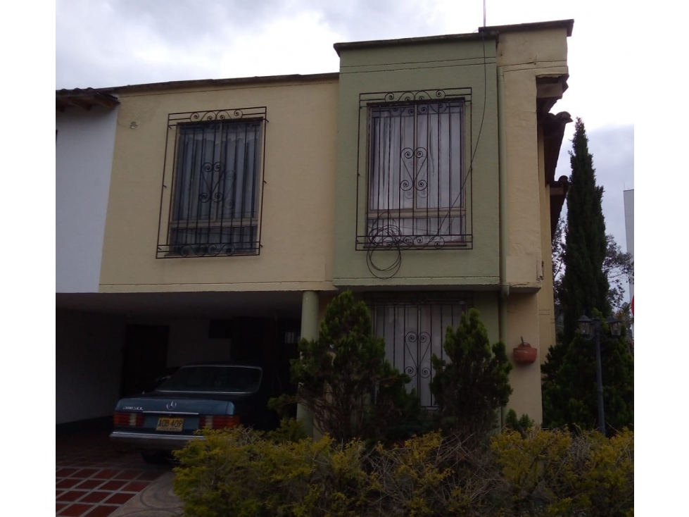Casa Rionegro, Antioquia Cerca Universidad Católica - Se Vende