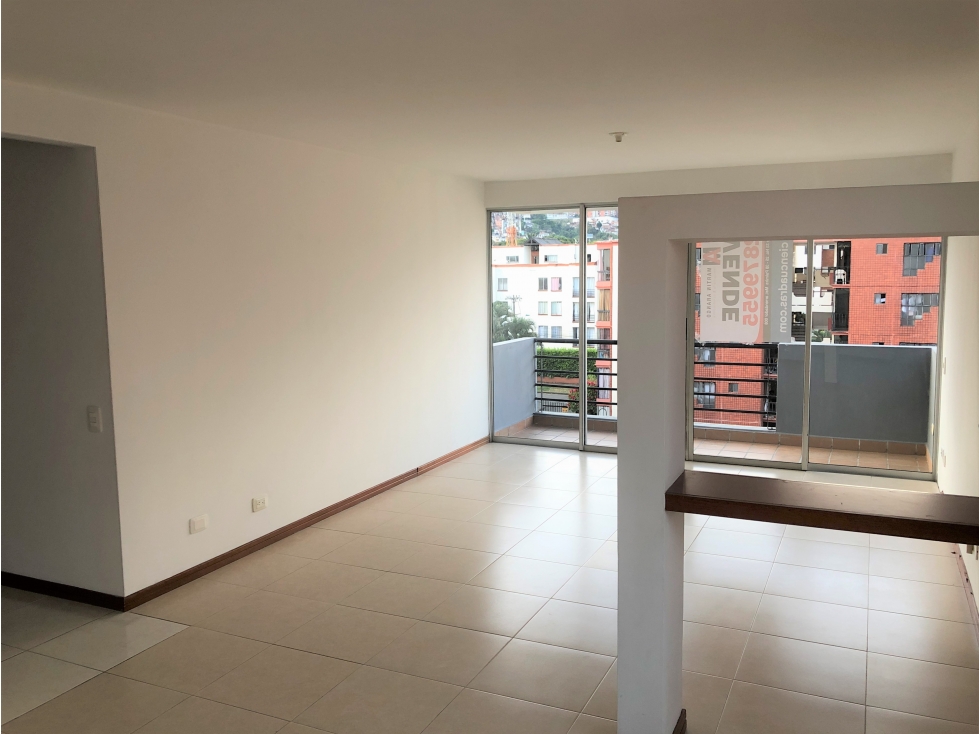 Lindo y confortable apartamento en venta, Brisas de Chamberry, Cali