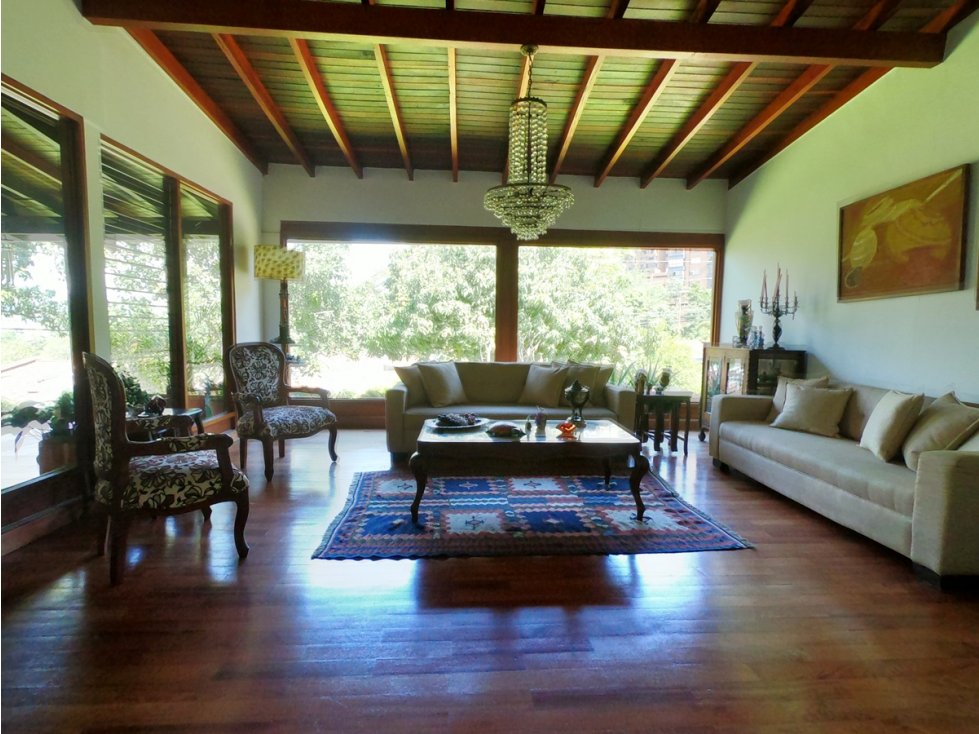 Casa en venta El Campestre, Medellín