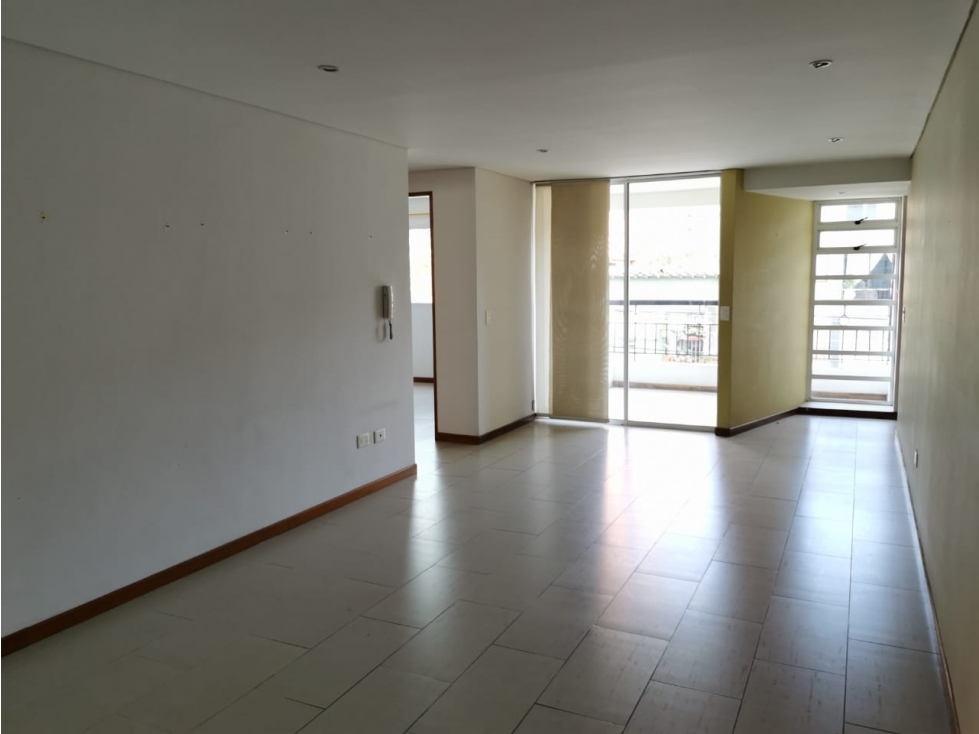 Venta apartamento barrio Florida Nueva cerca estacion estadio