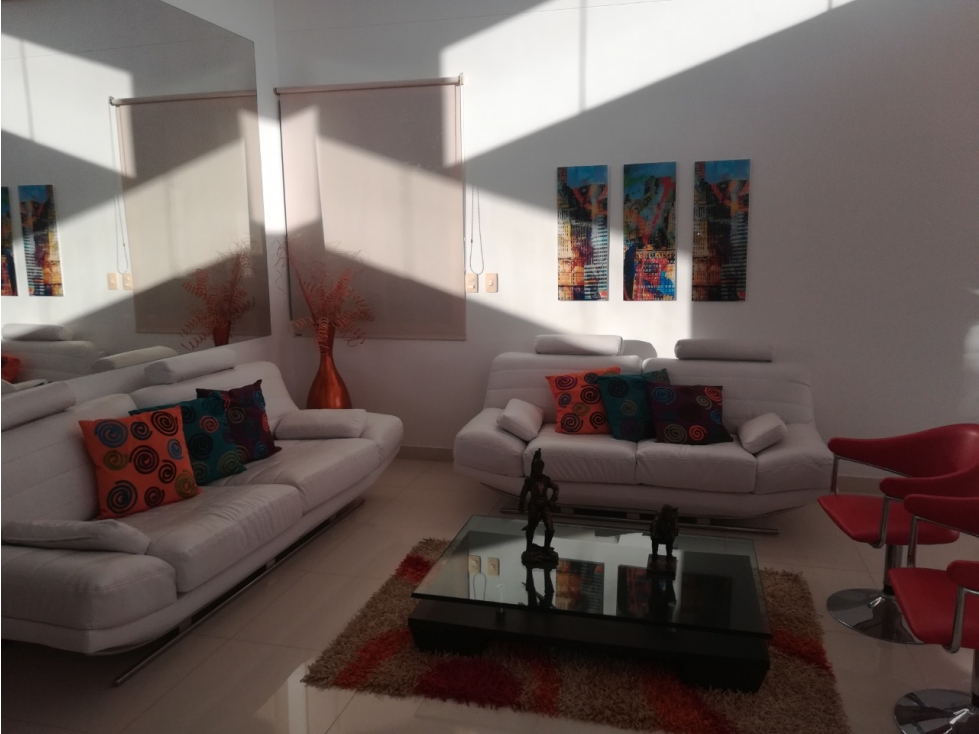 VENTA DE CASA EN ZONA NORTE/BARCELONA DE INDIAS