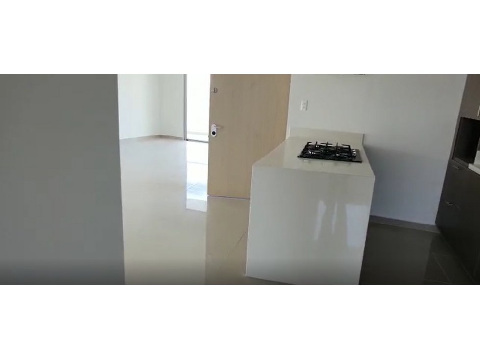 Apartamento amplio en Bavaria - Santa Marta - 005