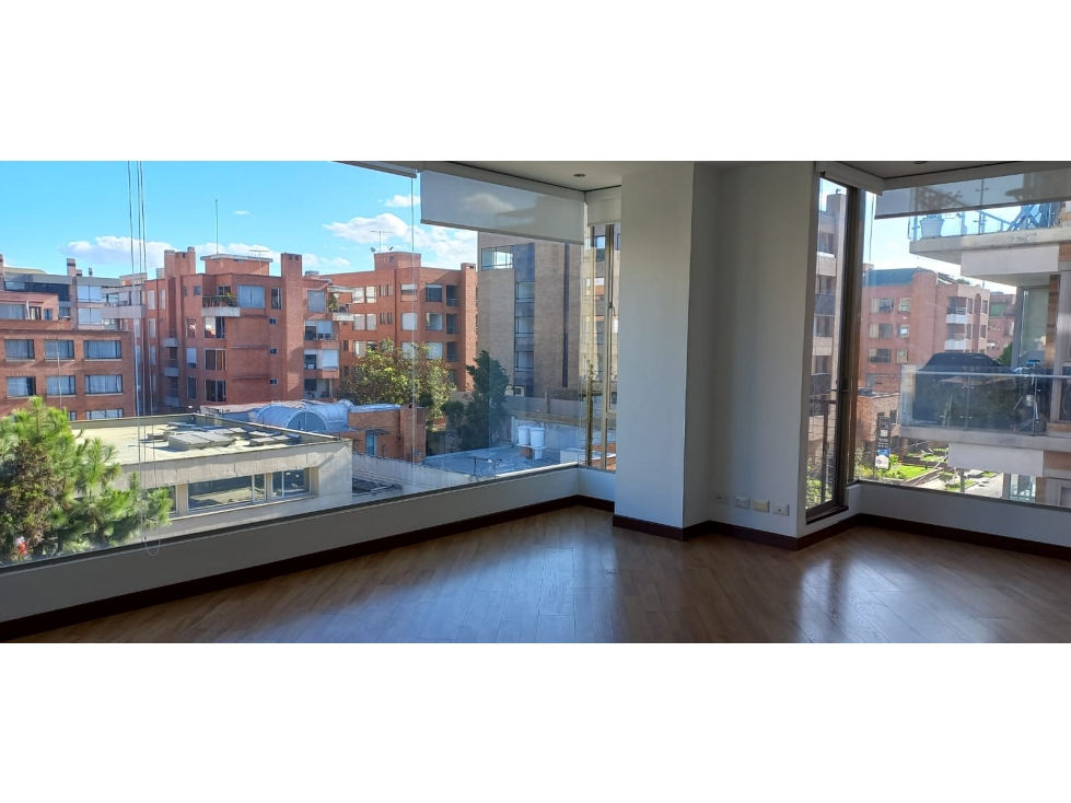 LINDO APARTAMENTO CHICO NAVARRA