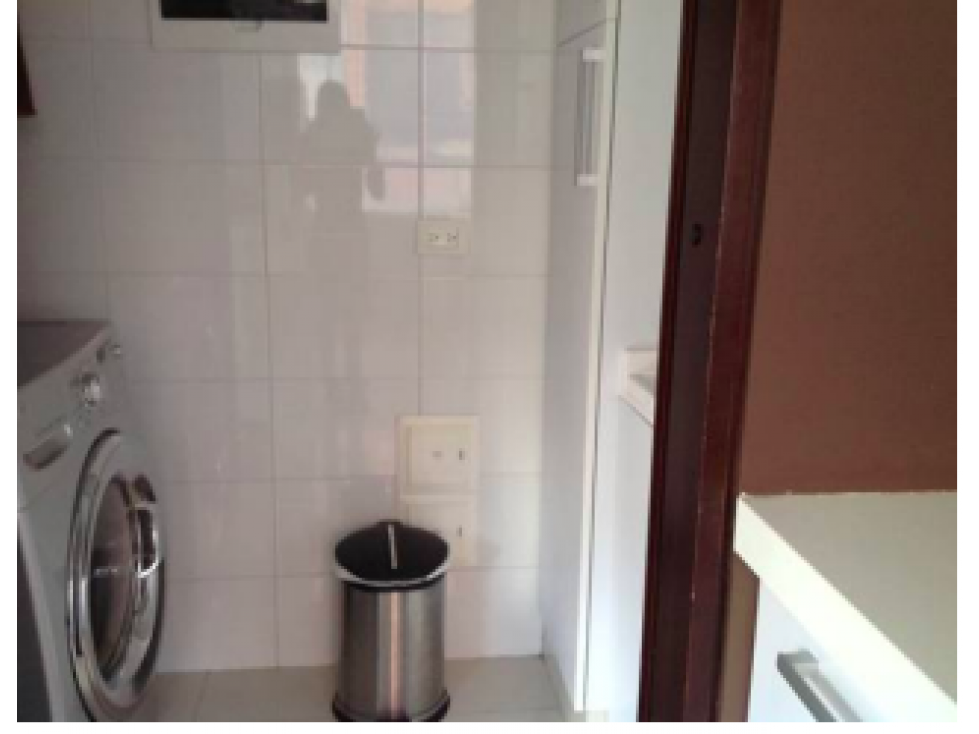 ARRIENDO AMOBLADO/SIN AMOBLAR APARTAMENTO CHICO BAJO