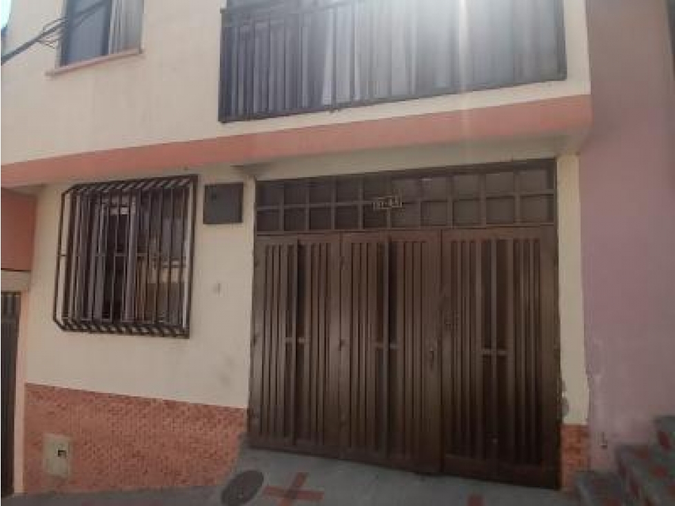 SE VENDE CASA DUPLEX EN PEREIRA