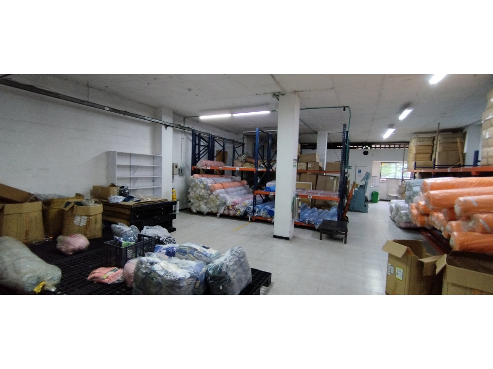 280m2 Bodega Arriendo Itagüí 2do Piso 75KVA