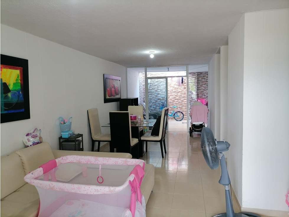 VENTA HERMOSA CASA SUPER BIEN UBICADA EN VALLEDUPAR