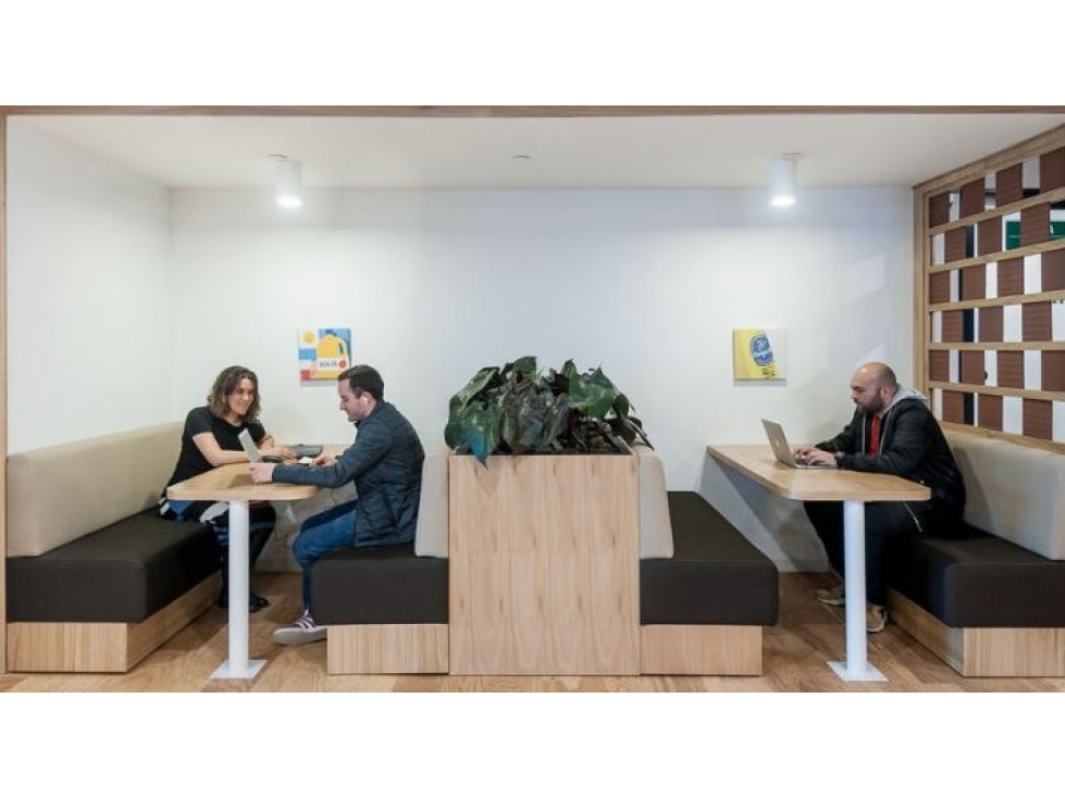 SE ARRIENDAN OFICINAS AMOBLADAS TIPO COWORKING CHAPINERO