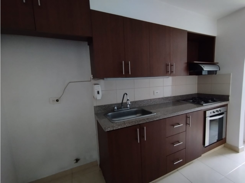 Se arrienda apartamento en sabaneta