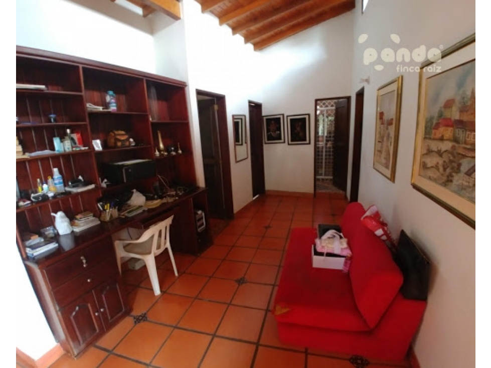 Casa en Venta en Envigado - ZuÑiga