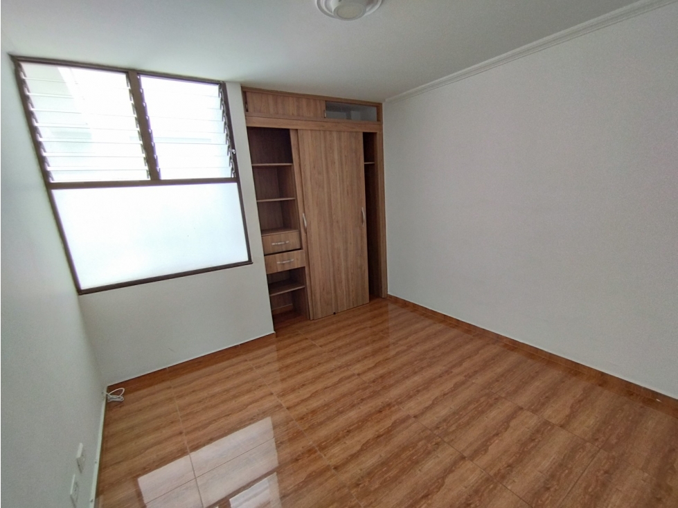 Apartamento para alquiler en Medellin - La Floresta