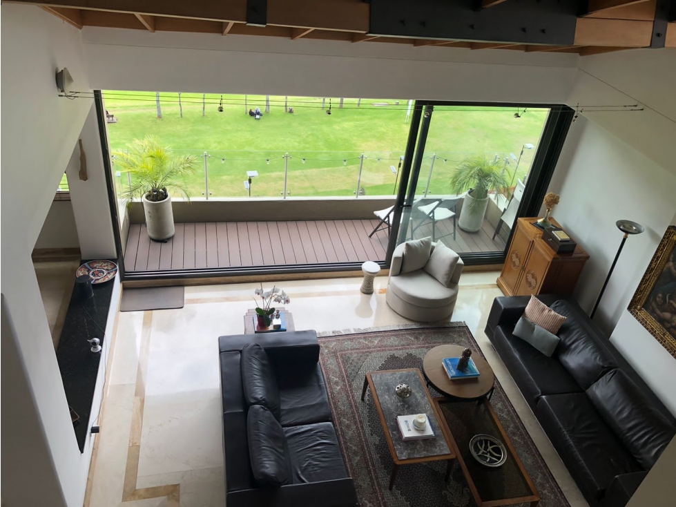 VENDO/ ARRIENDO PENTHOUSE  CON EXCELENTE VISTA EN LA CAROLINA