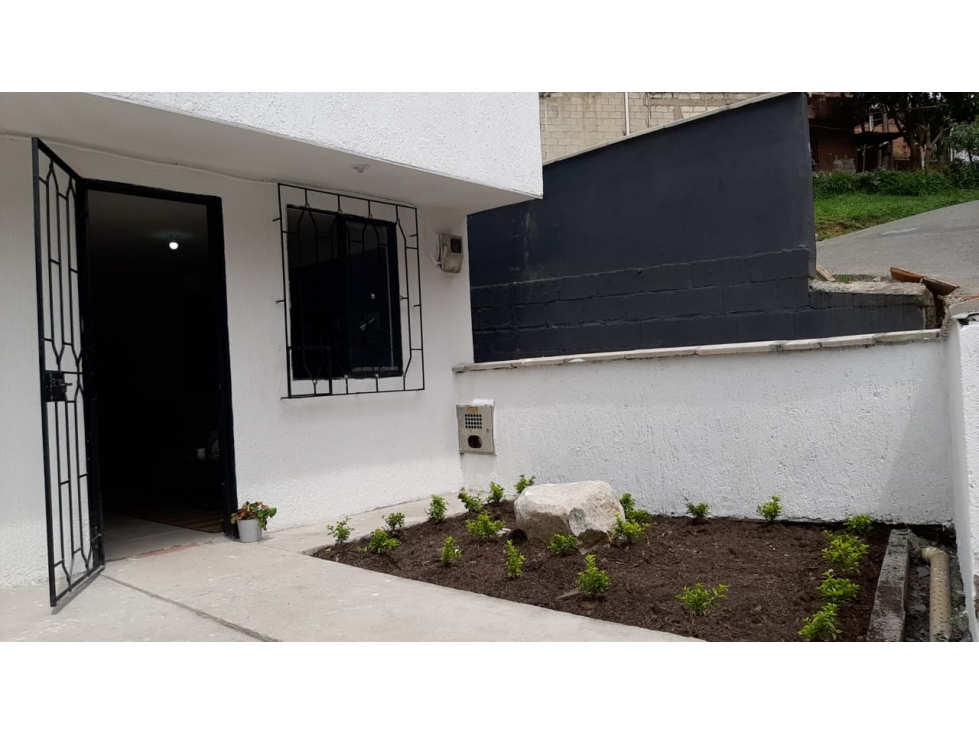 VENTA APARTAMENTO 1 PISO EN EL 12 DE OCTUBRE