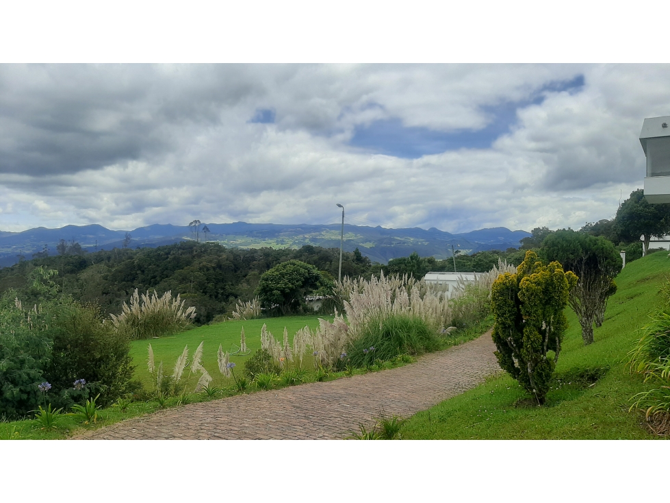 CASA CAMPESTRE FLORESTA DE LA SABANA