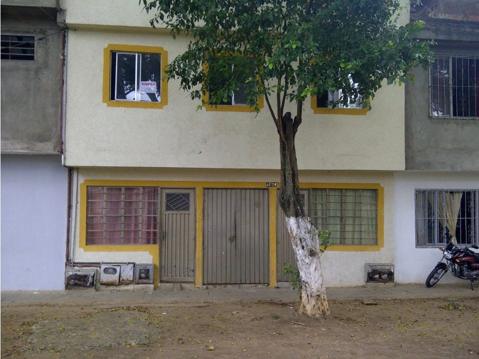 VENDO CASA EL GUABAL. 4 PISOS , SEIS APTAESTUDIOS CALI