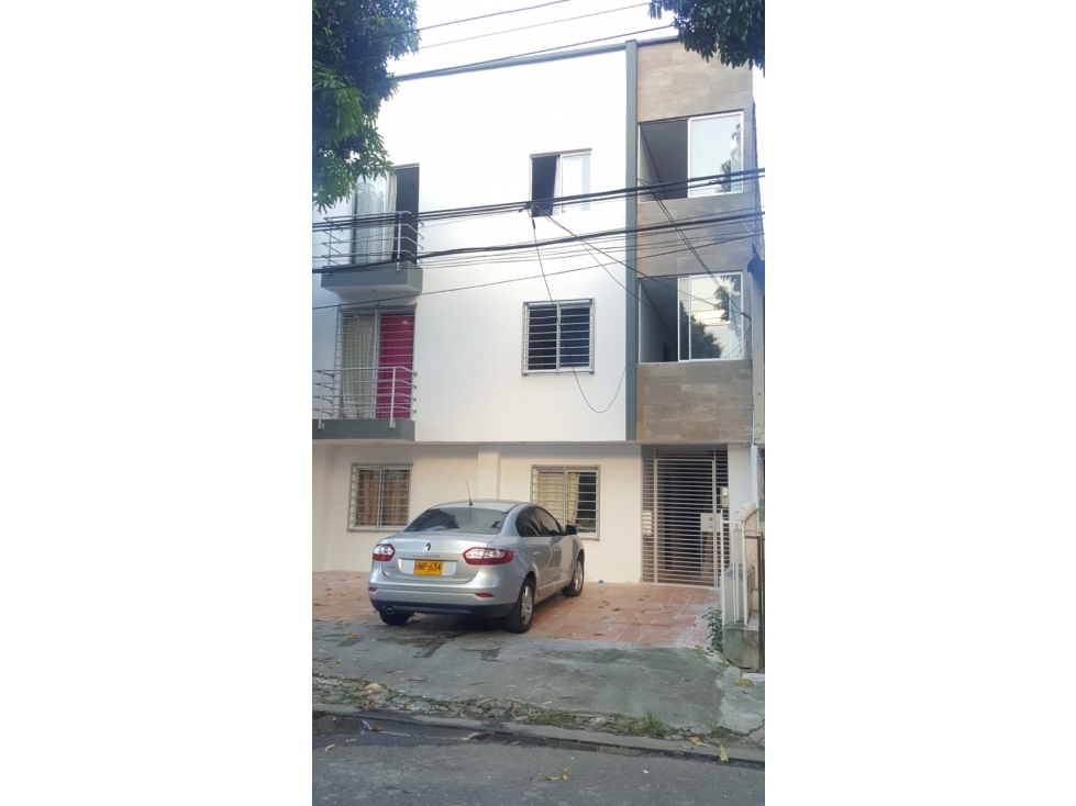 VENDO EDIFICIO 3 PISOS BARRIO REFUGIO CALI