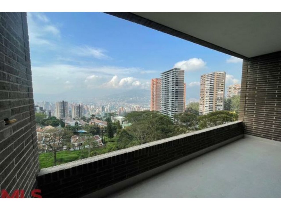 Apartamento en venta en Las Palmas, Medellín