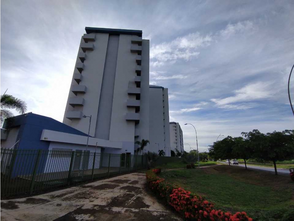 APARTAMENTO AMPLIO  EN ARRIENDO NORTE DE  MONTERIA