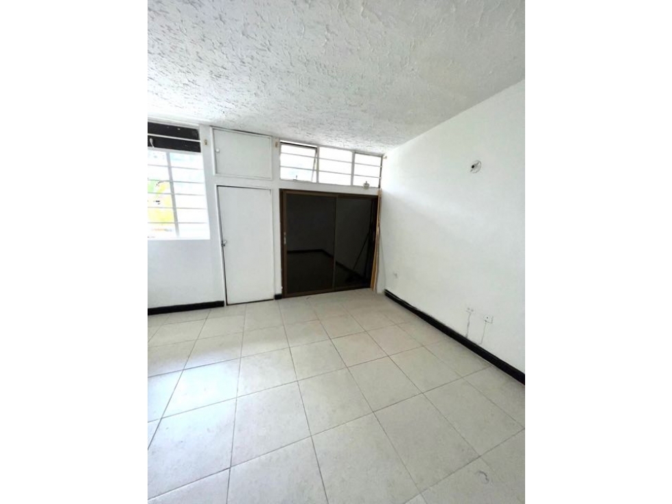 ARRIENDO APARTAESTUDIO SANTA ISABEL OESTE DE CALI