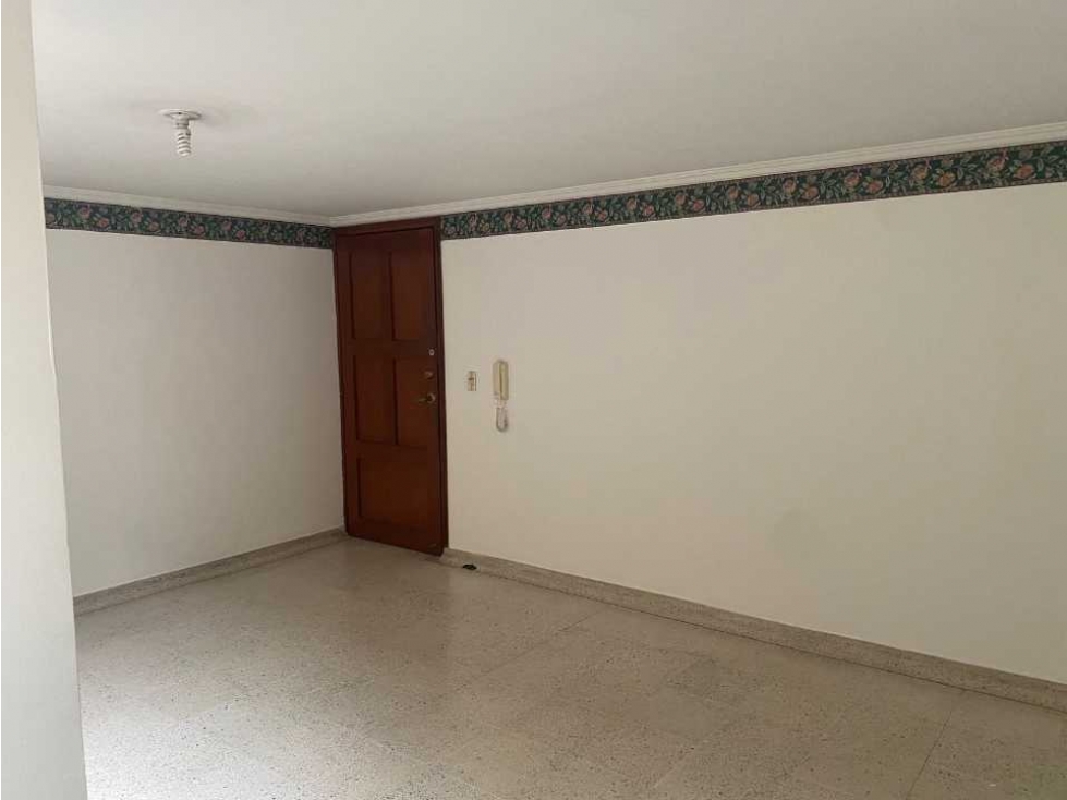 ARRIENDO APARTAMENTO BARRIO LOS CAMBULOS