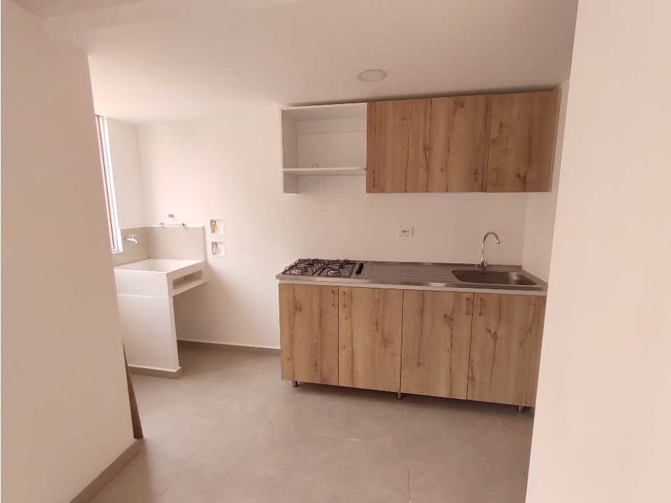 ARRIENDO APARTAMENTO EN SABANETA SECTOR LAS LOMITAS  UNIDAD MONTEFLOR