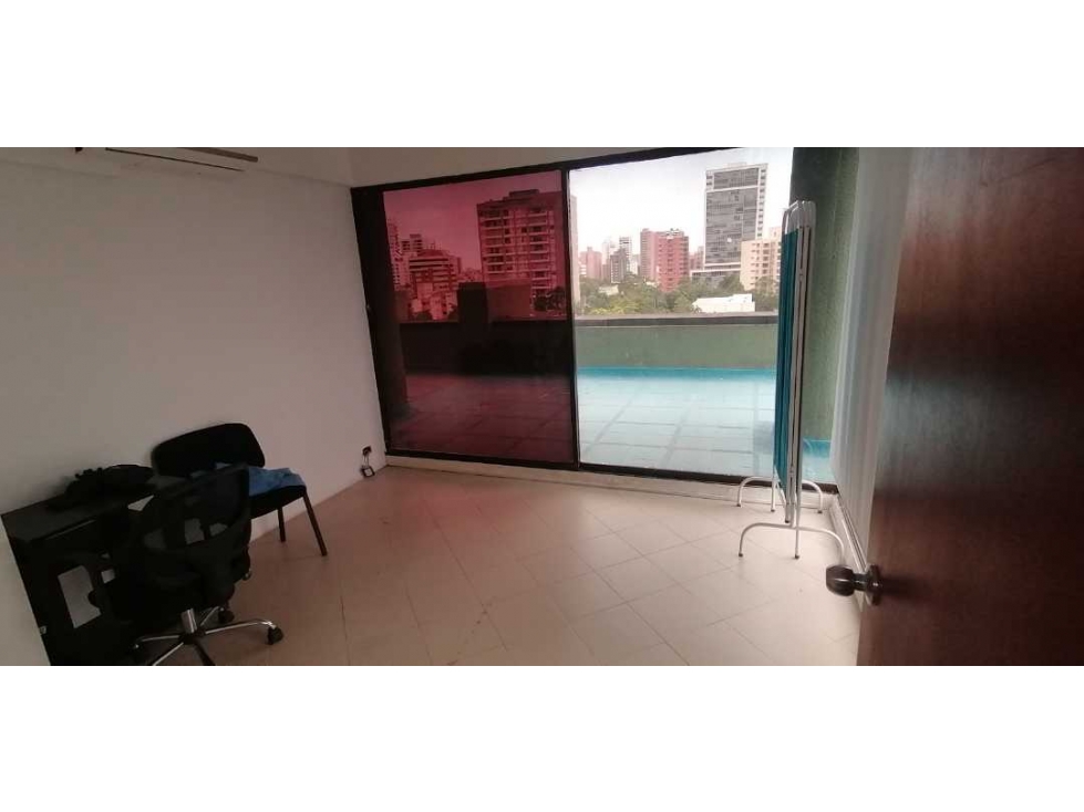 ARRIENDO - LOCAL- CONSULTORIO EN CONTINNETAL MEDÍCAL CENTER