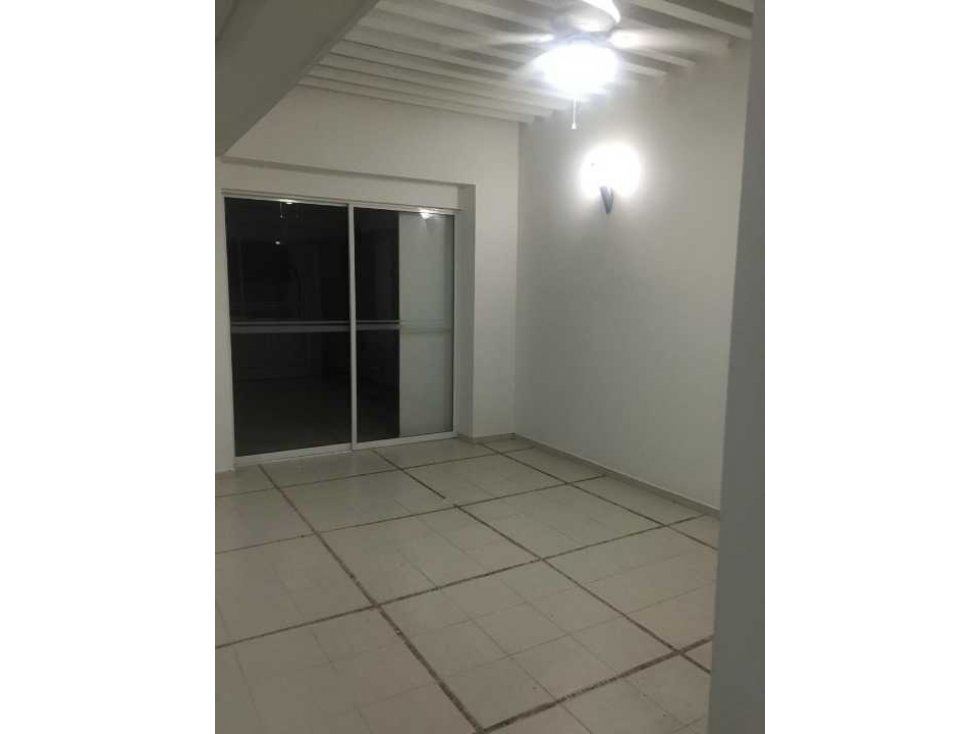 CASA A LA VENTA O ARRIENDO BARRIO CRESPO CARTAGENA