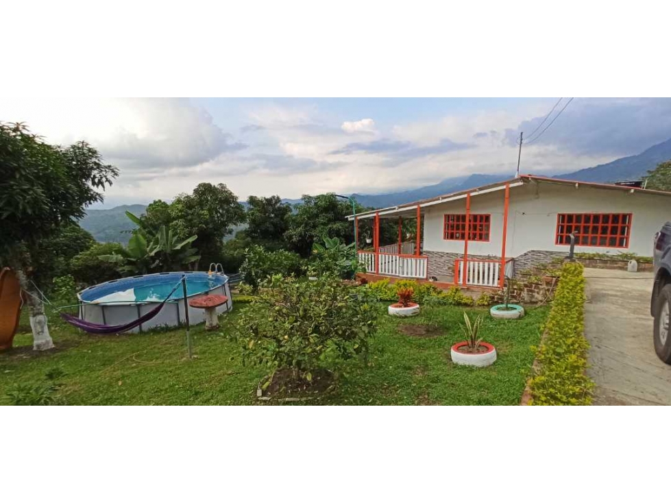 Casa Campestre En Conjunto Con Linda Vista En La Mesa Cundi