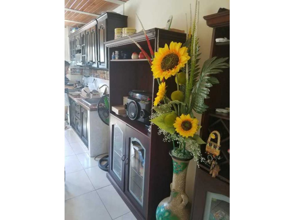 CASA DE 3 NIVELES EN VENTA EN BARRIO SAN FELIPE