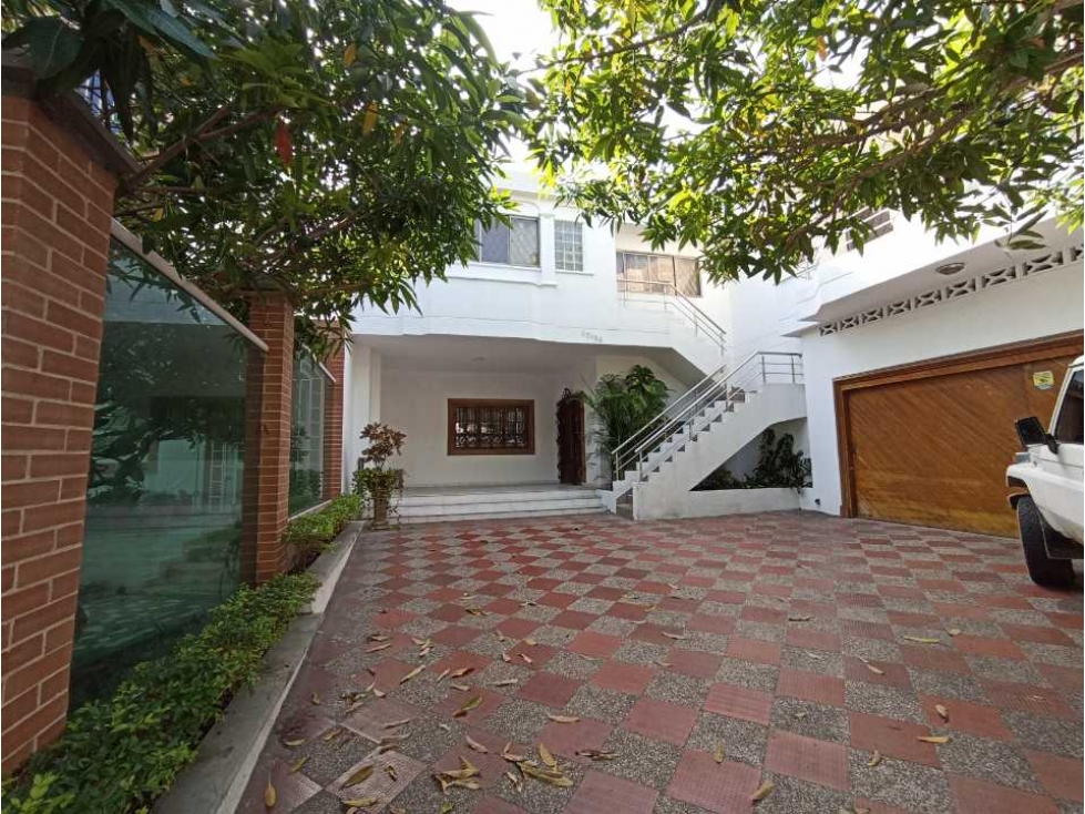 CASA EN VENTA BARRIO CIUDAD JARDIN