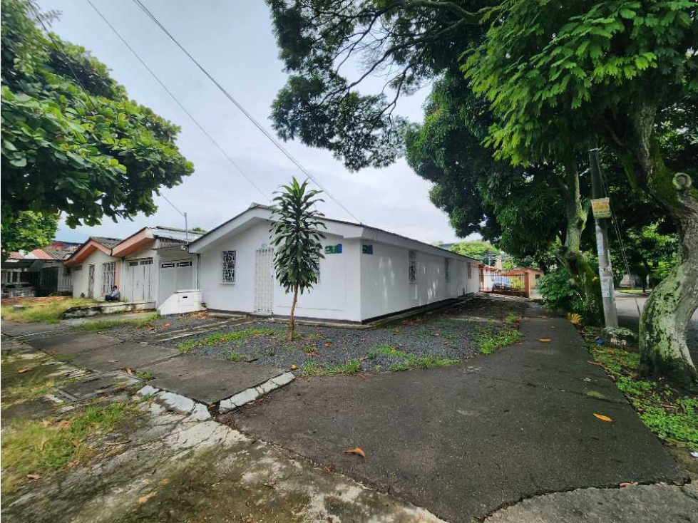 CASA EN VENTA BARRIO VIPASA