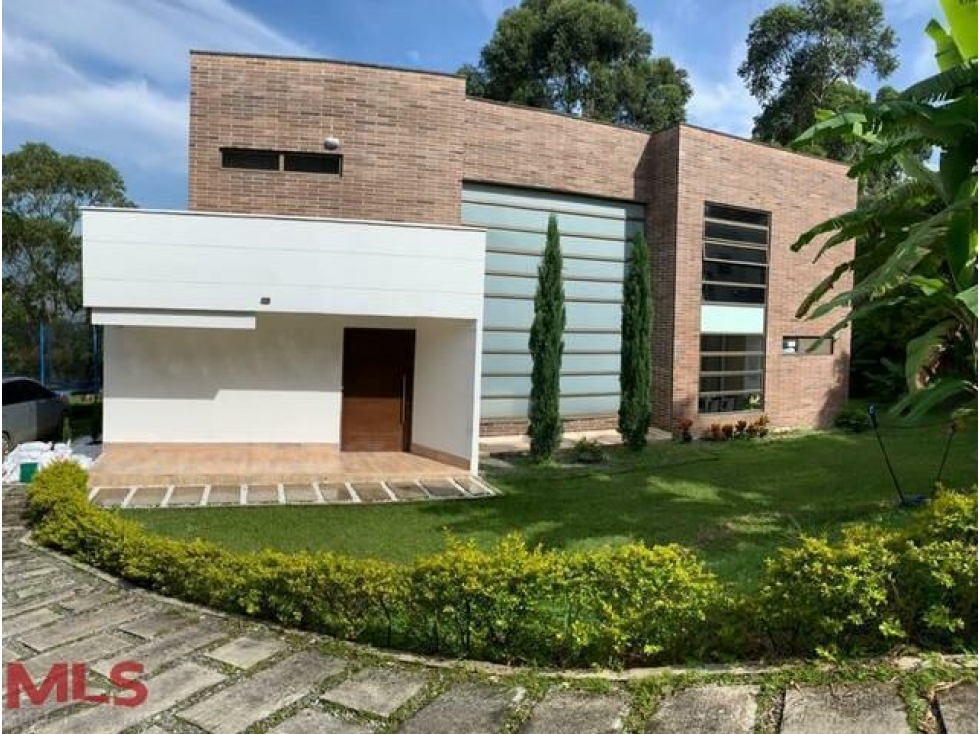 Casa en venta en Alto del escobero (Envigado), Envigado