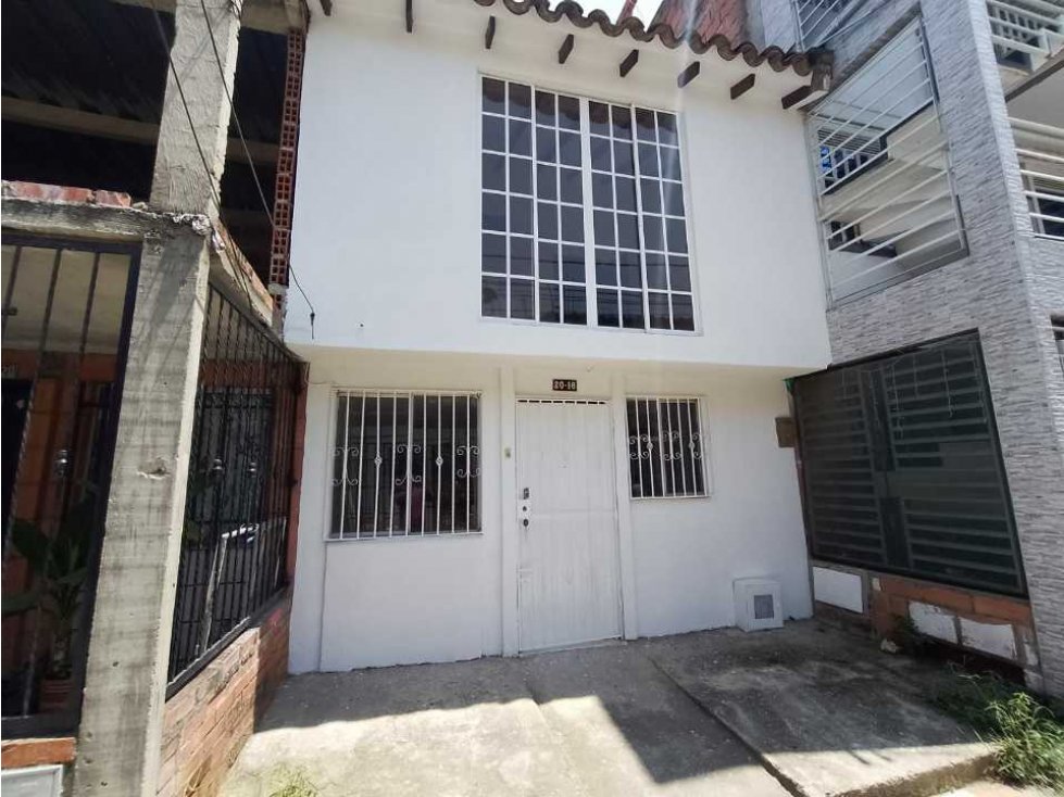 CASA EN VENTA EN VALLE GRANDE ORIENTE DE CALI