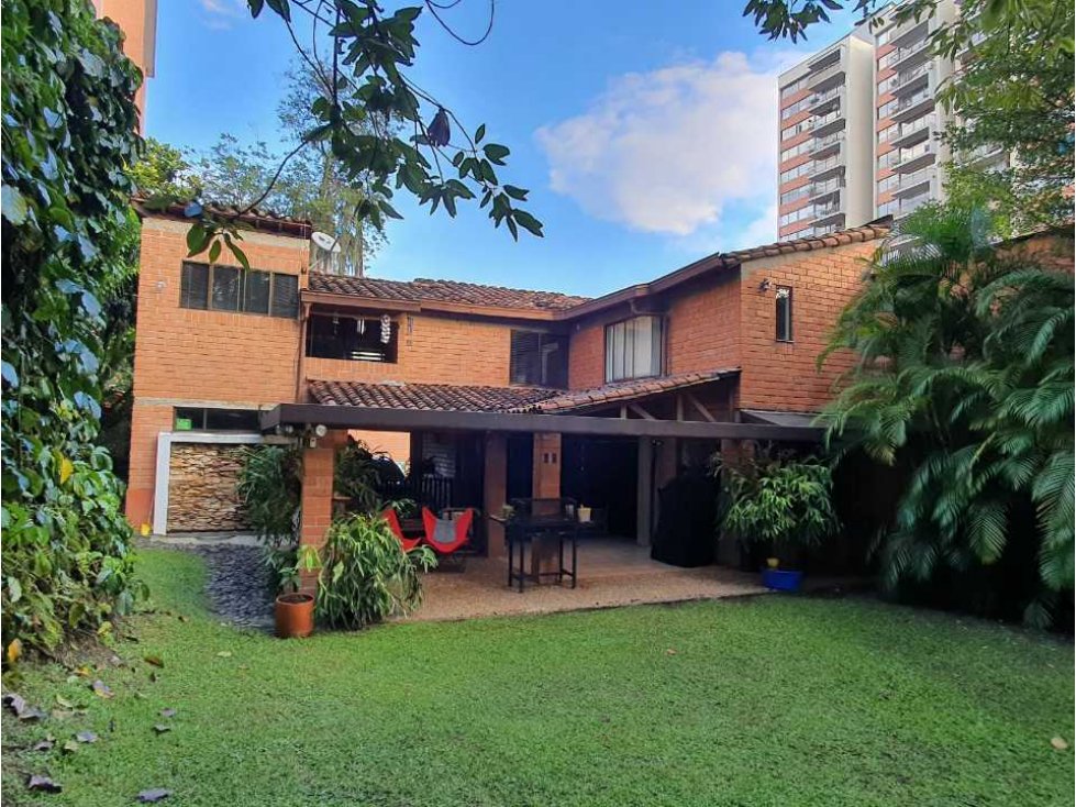 Casa en venta loma de los bernal l