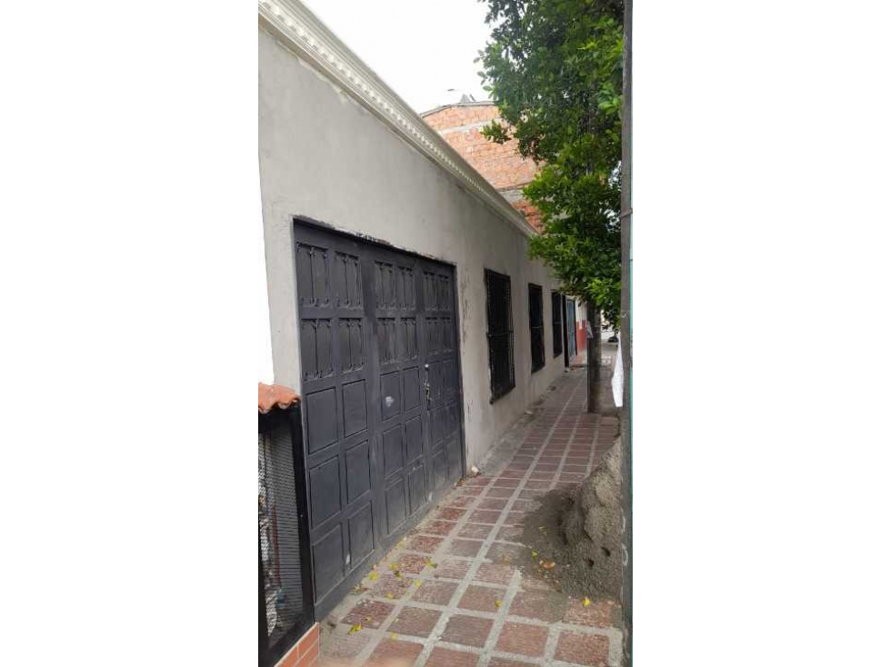 Casa lote para la venta en el sur de cali barrio Cristóbal Colón