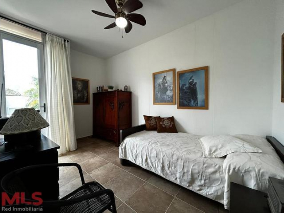 HERMOSA CASA DE VERANO AMOBLADA(MLS#239270)