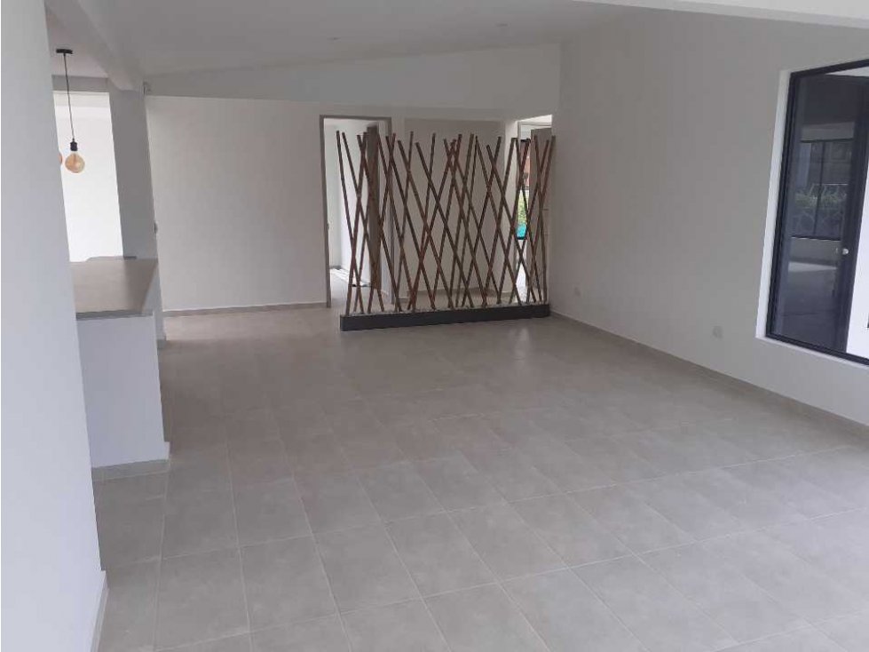 Casa para la venta en Pereira - sector tribunas / COD:5361485