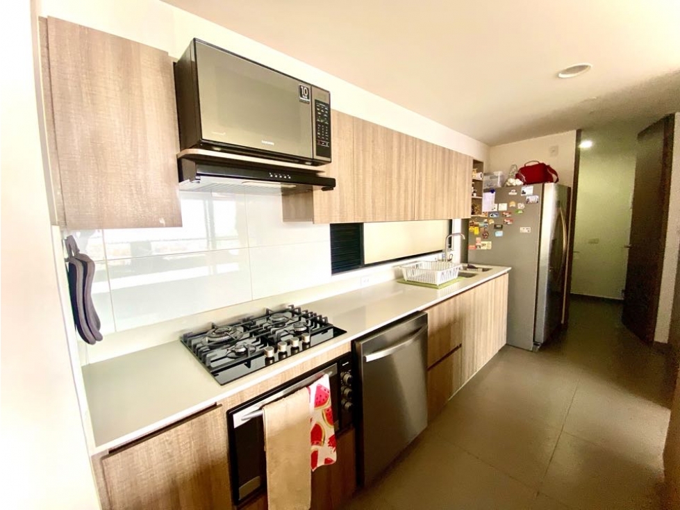 HERMOSO APARTAMENTO EN ENVIGADO LOMA DE LAS BRUJAS