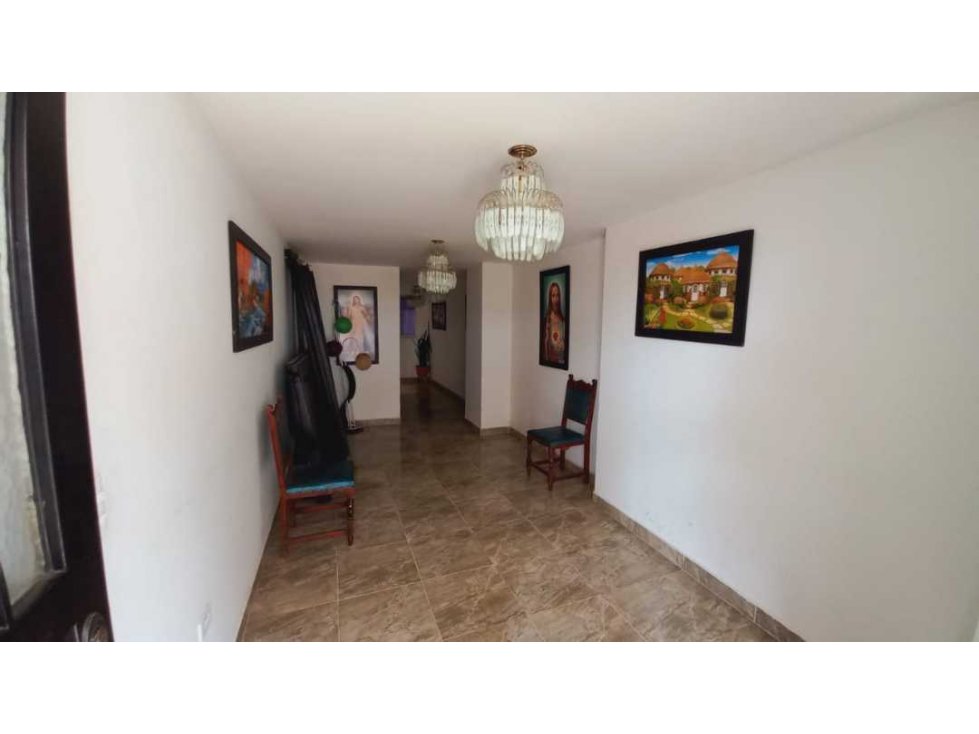 LINDO APARTAMENTO CENTRAL EN VENTA EN MARINILLA ANT.- PRIMER PISO