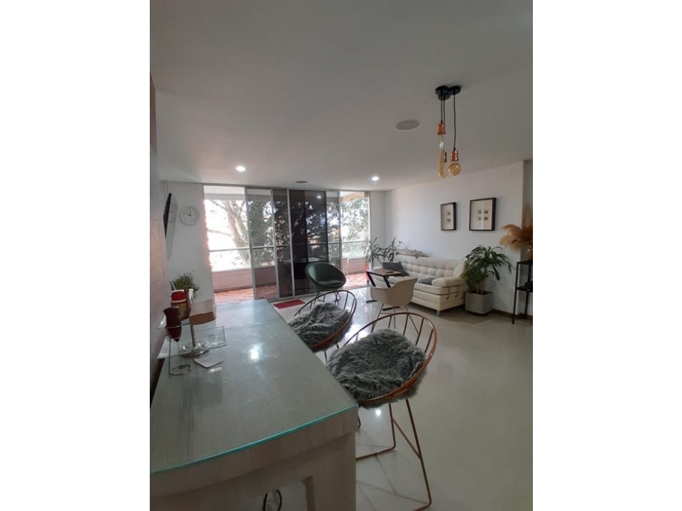 Lindo Apartamento para Renta Amoblada en Envigado