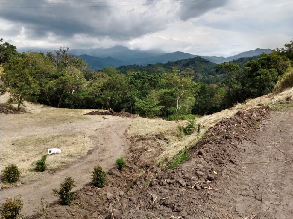 Lote amplio en venta en Villeta Cundinamarca