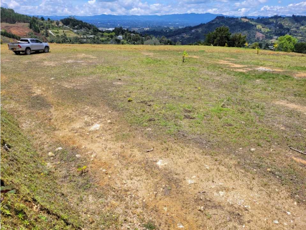 LOTE EN RÍONEGRO SECTOR AEROPUERTO 5.300 METROS